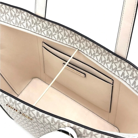 Michael Kors Pratt Large Signature Logo
Tote Bag Light Cream Multi - Picture 9 of 11